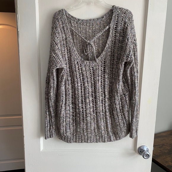 American Eagle Oversize Sweater - Picture 3 of 5